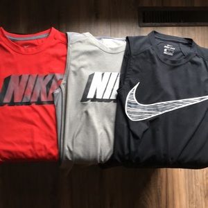 3 sleeveless Nike boys size medium